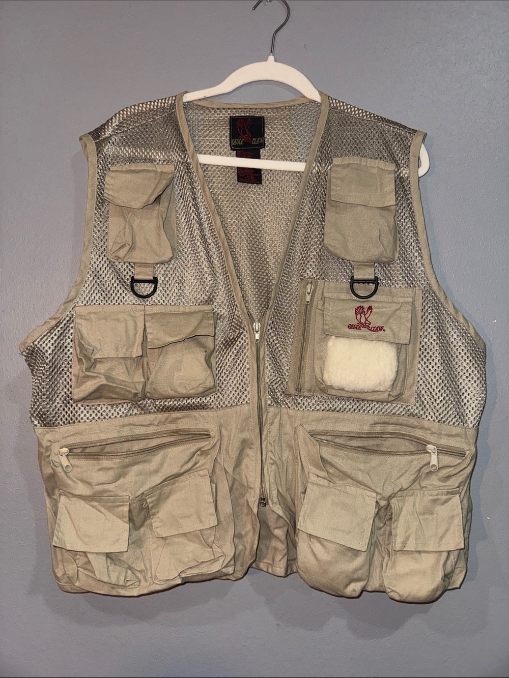 Eagle claw-Khaki Multi-Pocket Mesh Utility Vest
